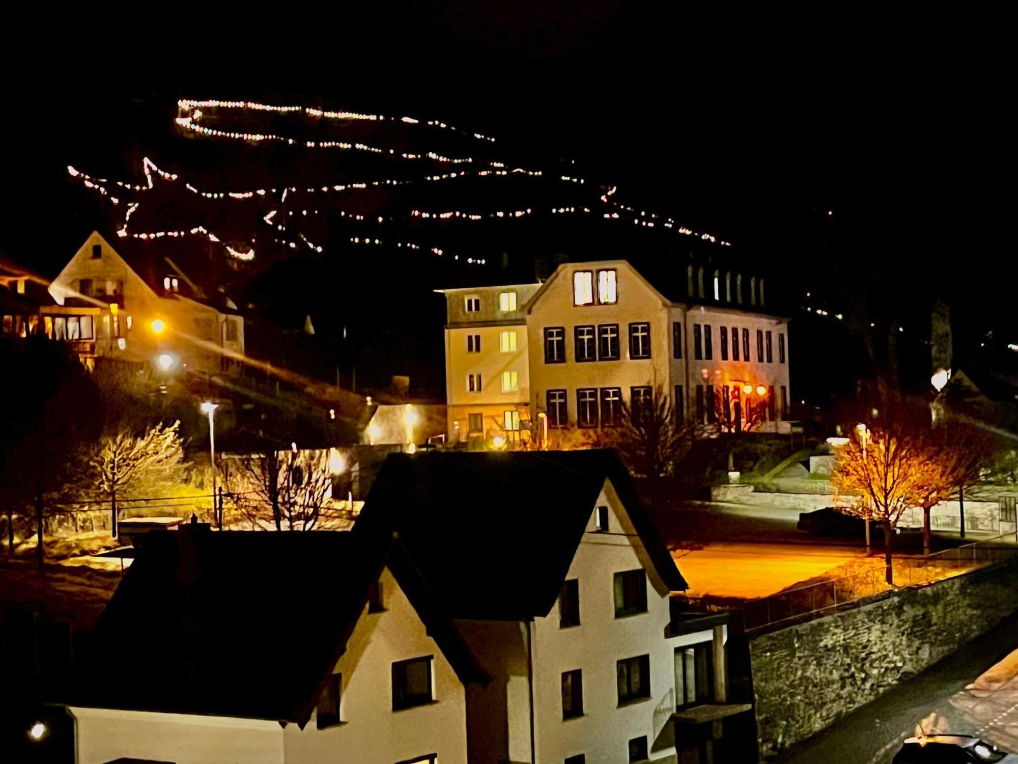 Ferienwohnung "Gaston" Mitten In Waldbreitbach Exterior photo